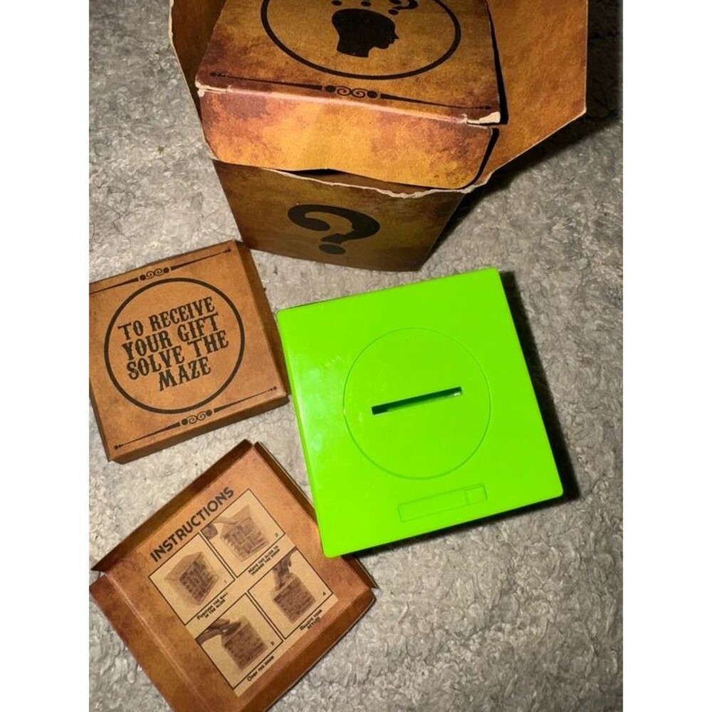 Money Maze Puzzle Box